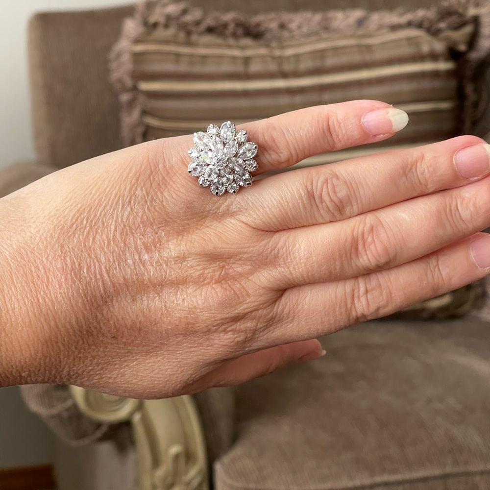 Beautiful accessory ring